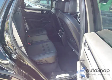 2022 Porsche Cayenne Platinum Edition from USA, damaged, VIN WP1AA2AY7NDA07365